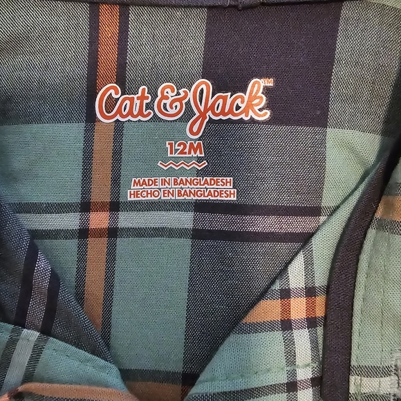 Cat & Jack button up - Picture 4 of 4